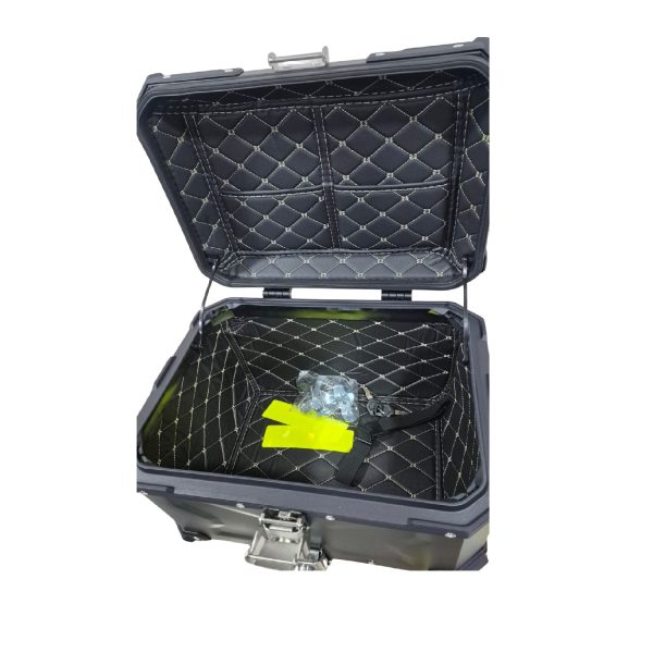 Maleta Trasera Universal para Motocicleta de Aluminio 45 Litros - Color Negro y Plata